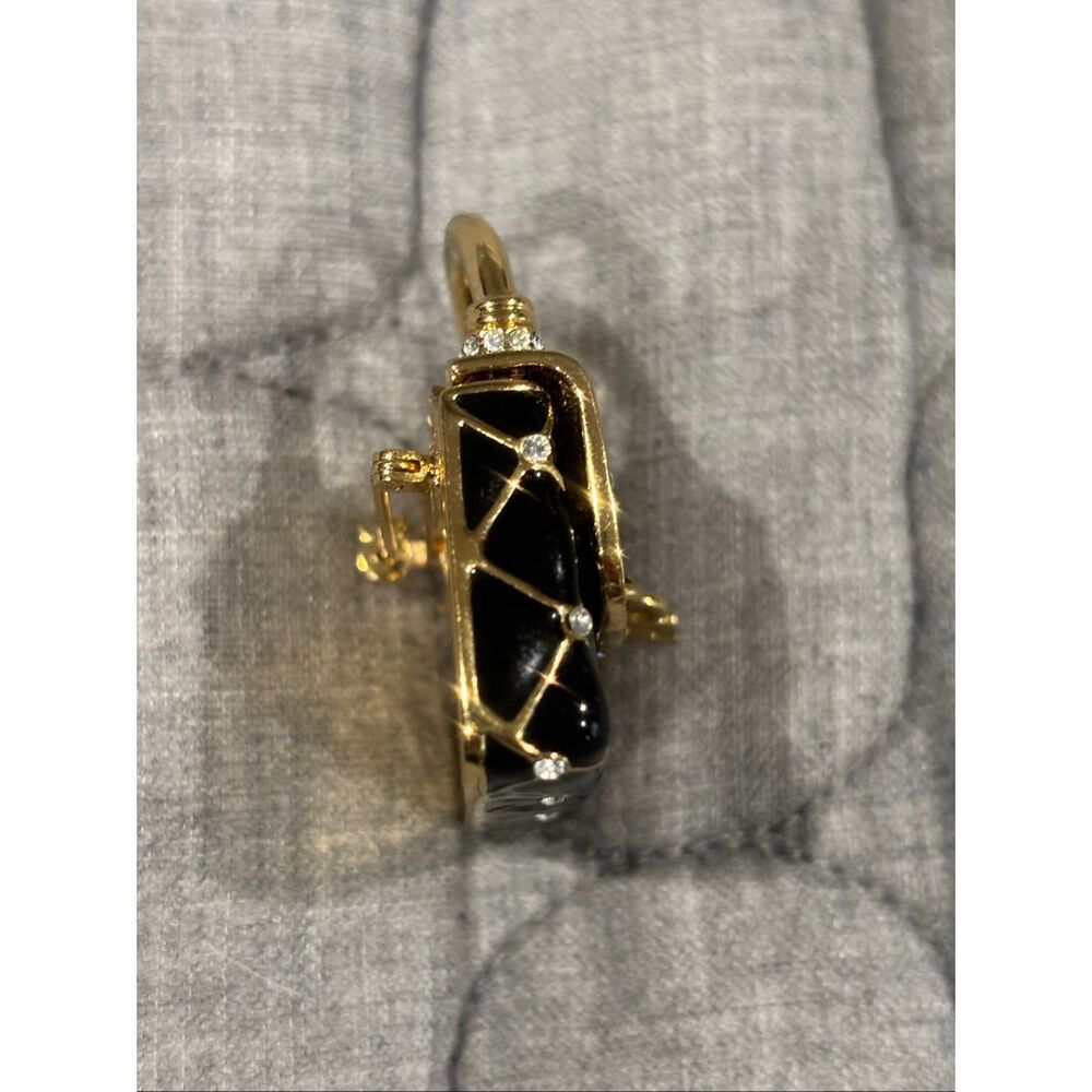 Vintage St John Knits gold tone crystals quilted handbag brooch pin.  SJ logo - Picture 3 of 8